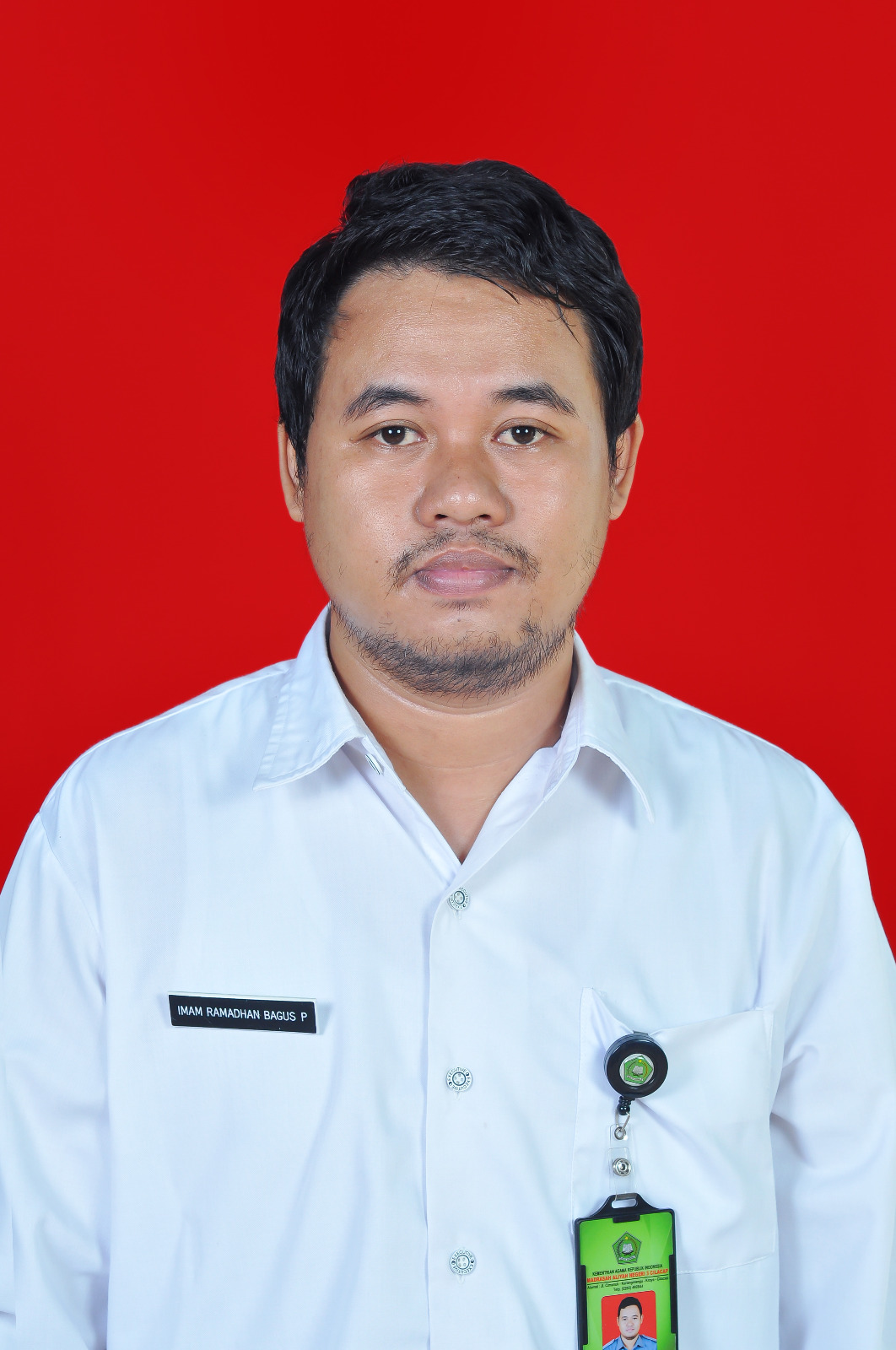 <span  class="uc_style_uc_tiles_grid_image_elementor_uc_items_attribute_title" style="color:#ffffff;">Imam Ramadhan Bagus Panuntun, S.Pd</span>